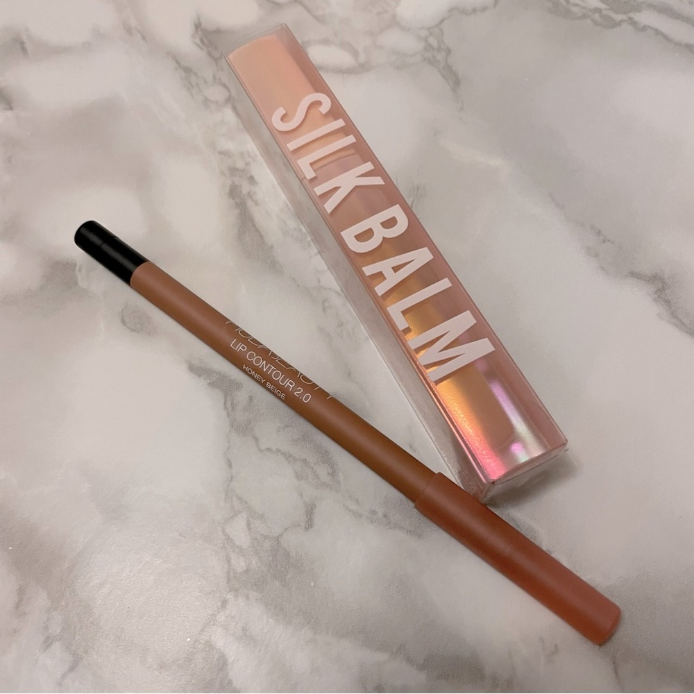 Huda Beauty Lip Silk Balm and Lip Liner Contour 2.0 Set